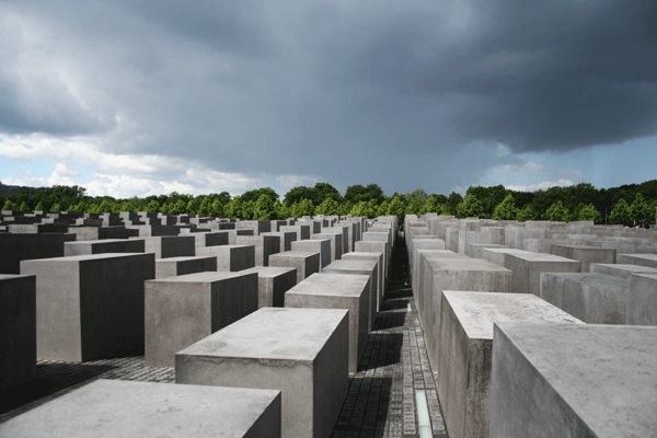 holocaust-memorial-1