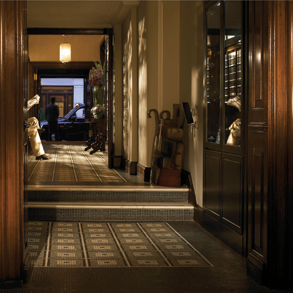 20070726_browns_browns_hotel_lobby